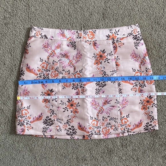 NWT Forever 21 Pink/Orange floral satin like mini skirt, size 27 - Picture 9 of 12